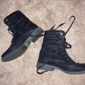 Roxy combat boots